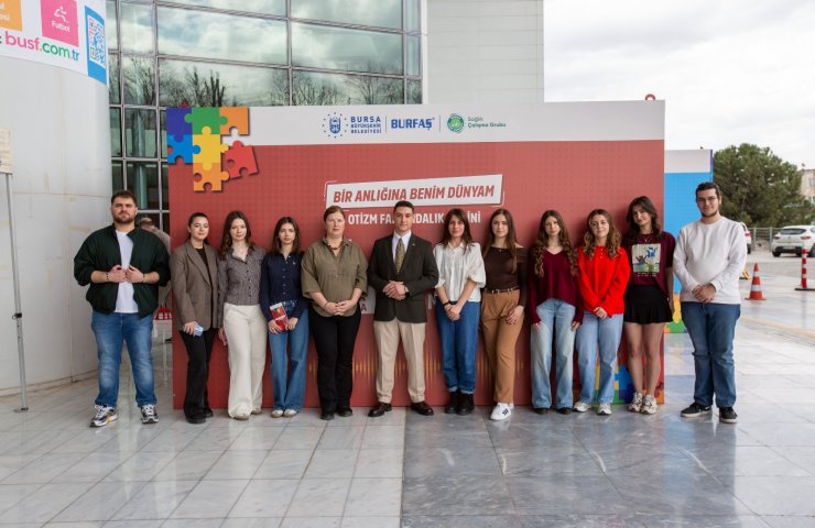 OTİZMİN ZORLUKLARINI YAŞAYARAK ÖĞRENDİLER