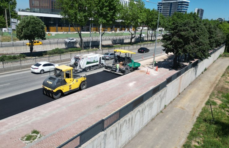 İSTANBUL YOLU\'NDA HUMMALI ASFALT ÇALIŞMASI