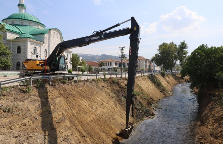 BÜYÜKŞEHİR\'DEN DERELERDE TEMİZLİK SEFERBERLİĞİ