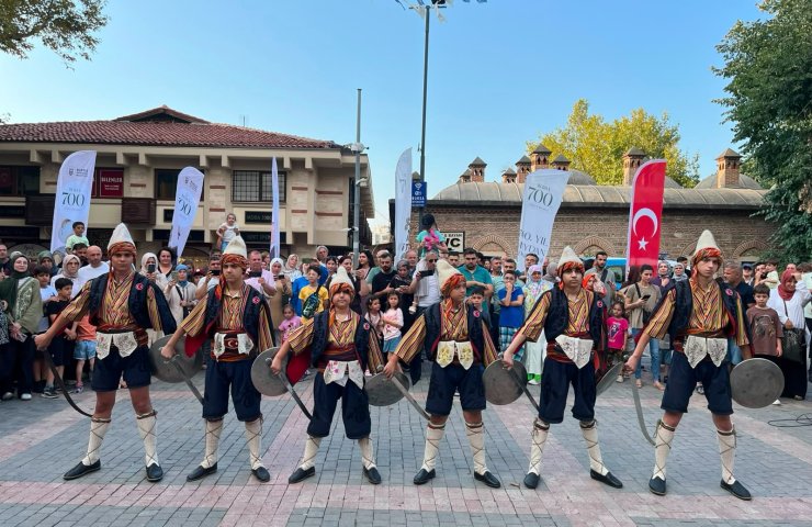 BURSA\'DA 700 YILLIK FETİH RUHU MARŞLARLA YAŞATILIYOR