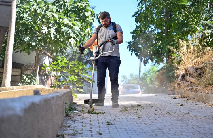 BÜYÜKŞEHİR\'DEN GÖLYAZI\'DA KAPSAMLI BAKIM ÇALIŞMASI